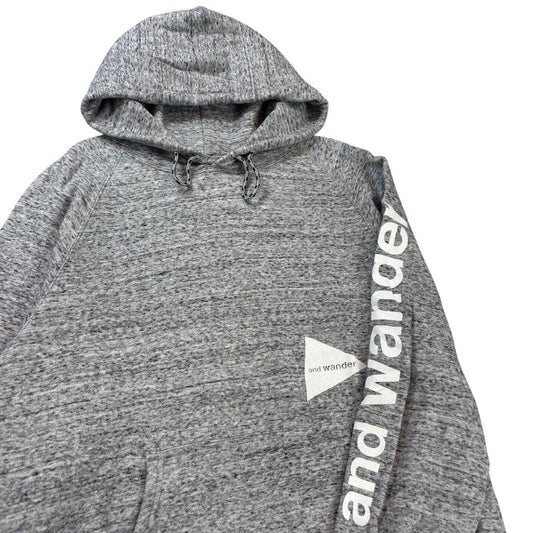 And wander thick pullover hoodie (M)