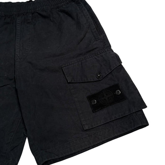 Stone island ghost badge black cargo shorts (W30)