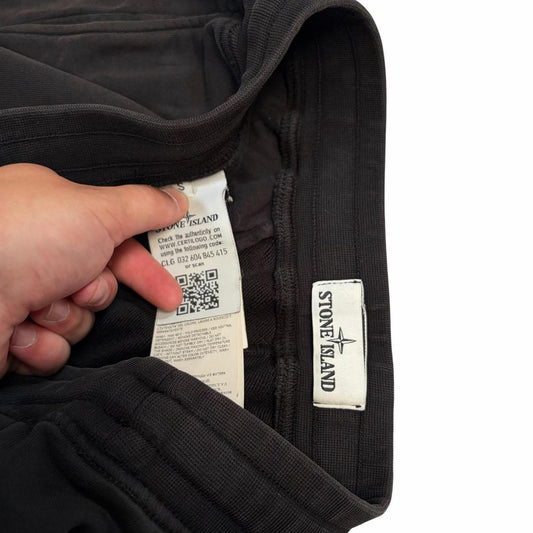 Stone island black sweat shorts (S)