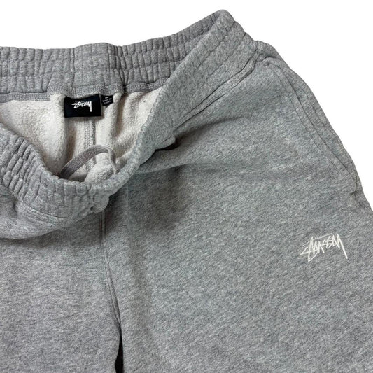 Stussy embroidered logo sweat shorts (M)