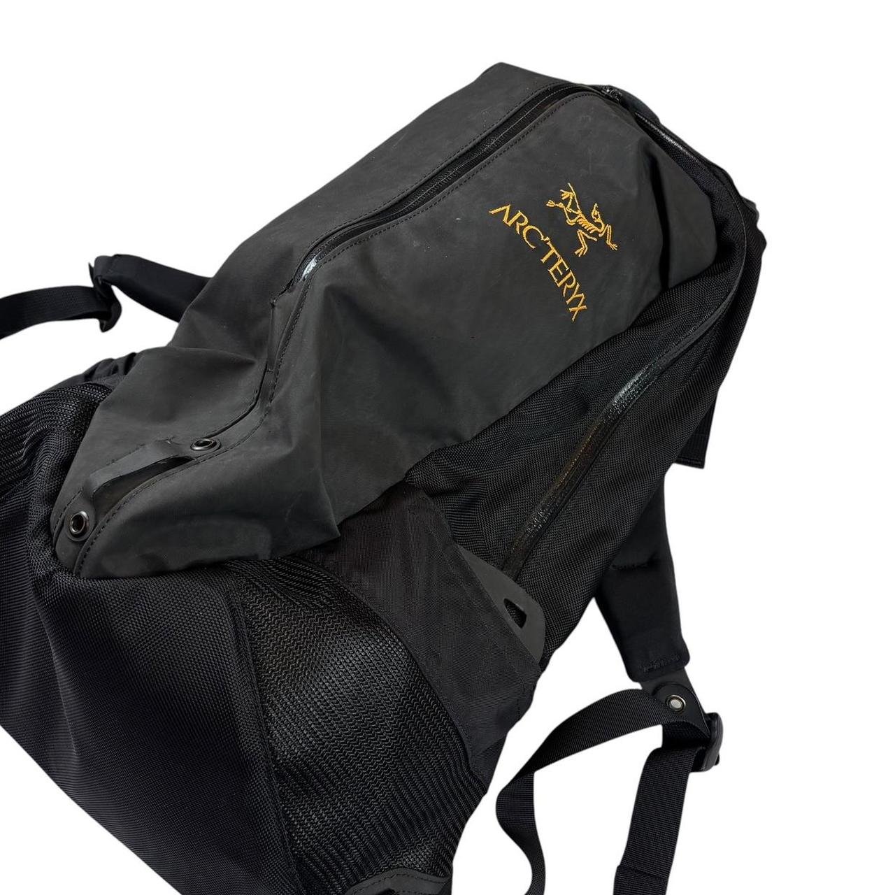 Arc’teryx Arro 22 backpack
