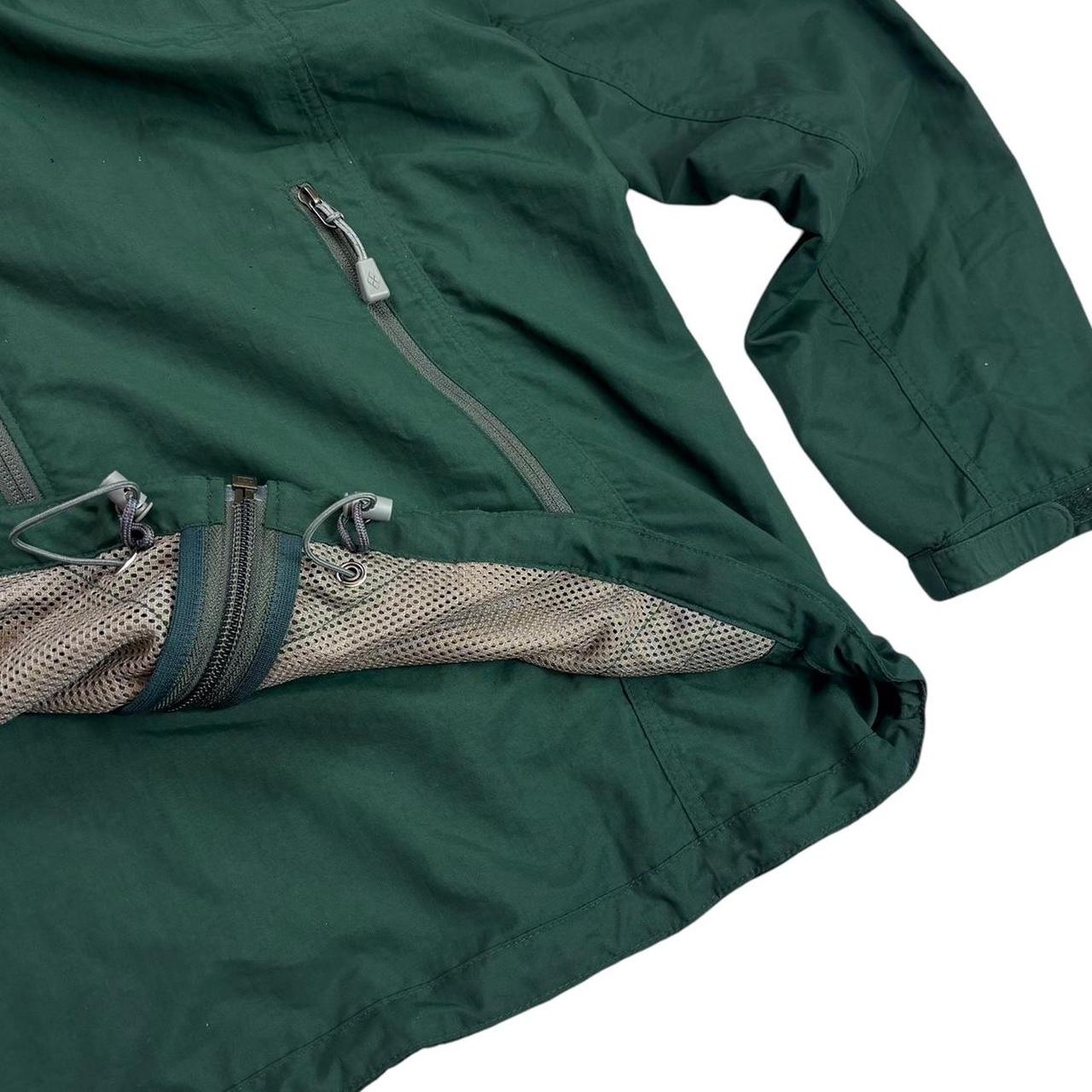 Montbell khaki windbreaker jacket (L)