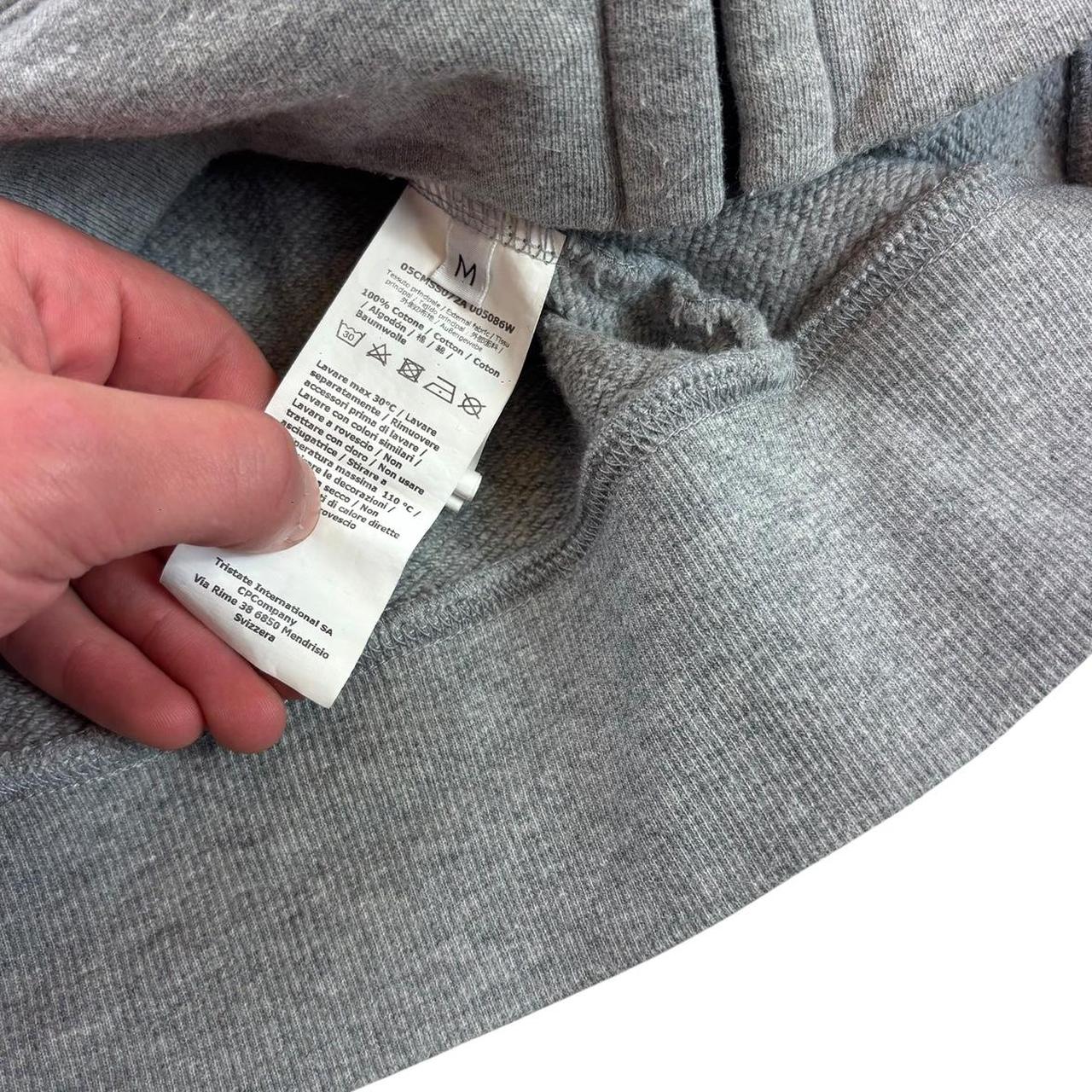 CP company grey zip up goggle hoodie (M)