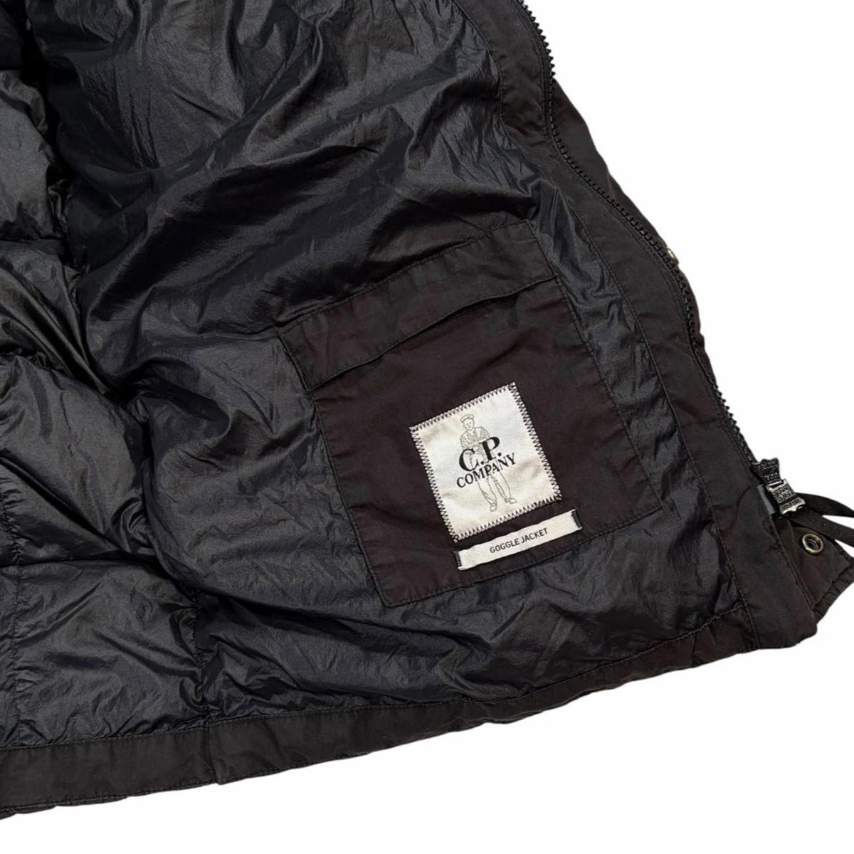 CP Company 50 Fili Component Dyeing black down goggle jacket (S)