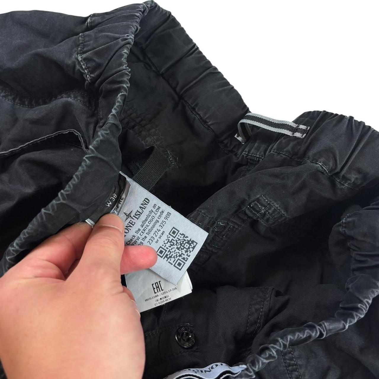 Stone island black cargo shorts (W38)