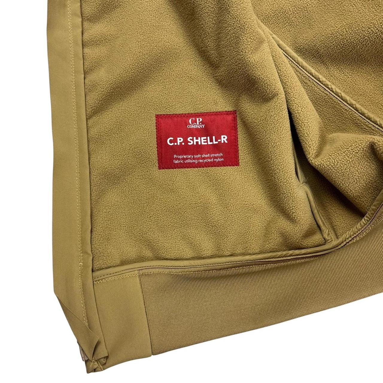 CP company soft shell metropolis masked zip up jacket (L)