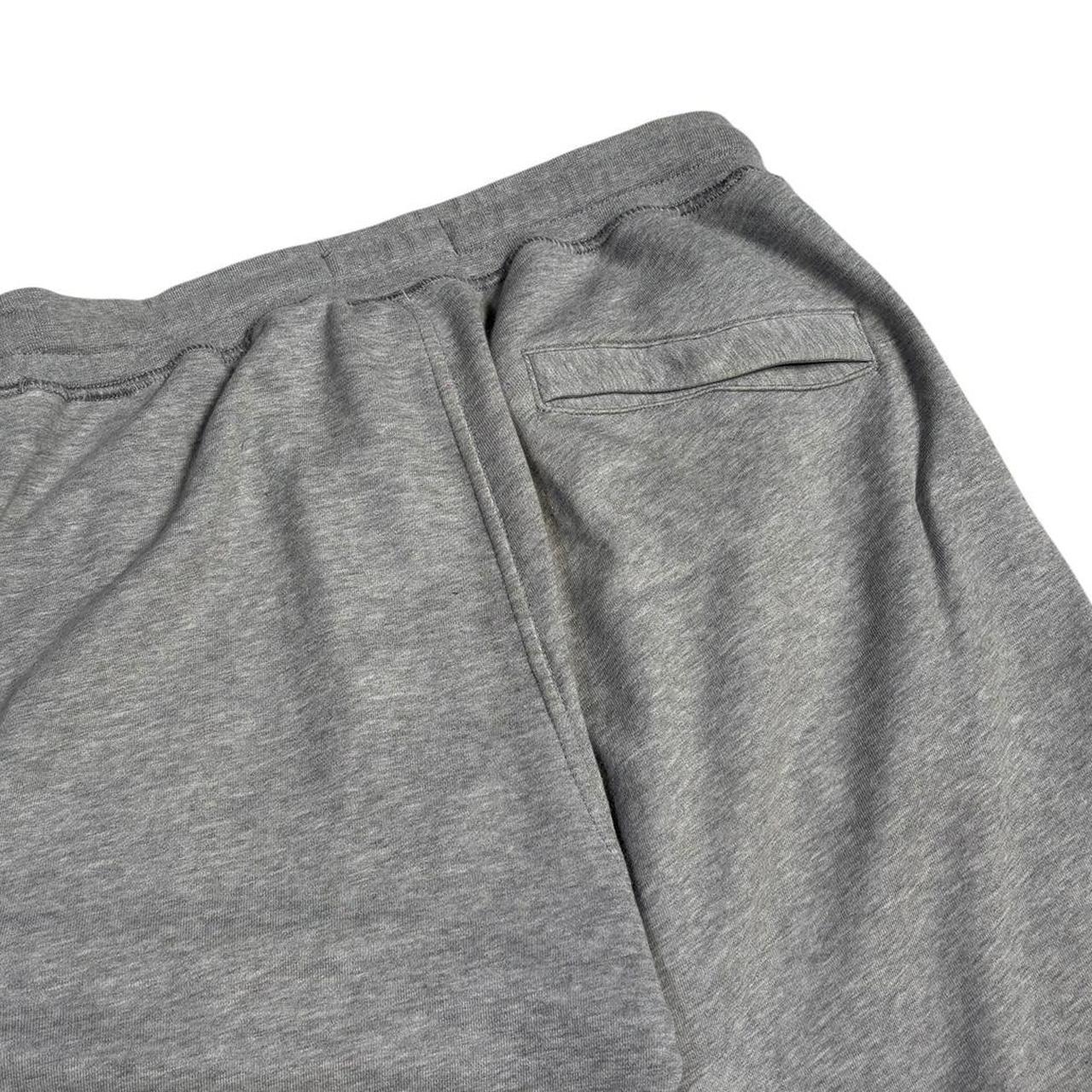 Stone island grey sweat shorts (S)
