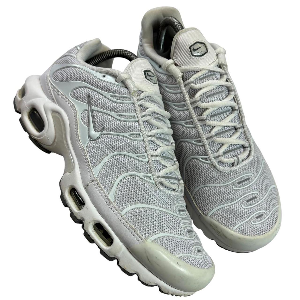 Nike TN air max plus Triple white (UK7)
