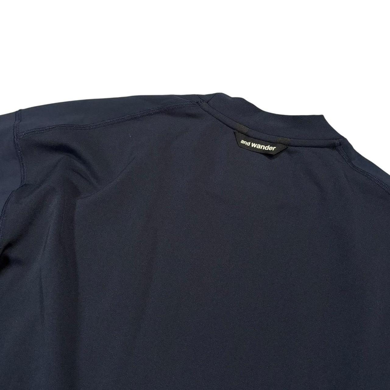 And wander hybrid warm long sleeve T shirt (M)