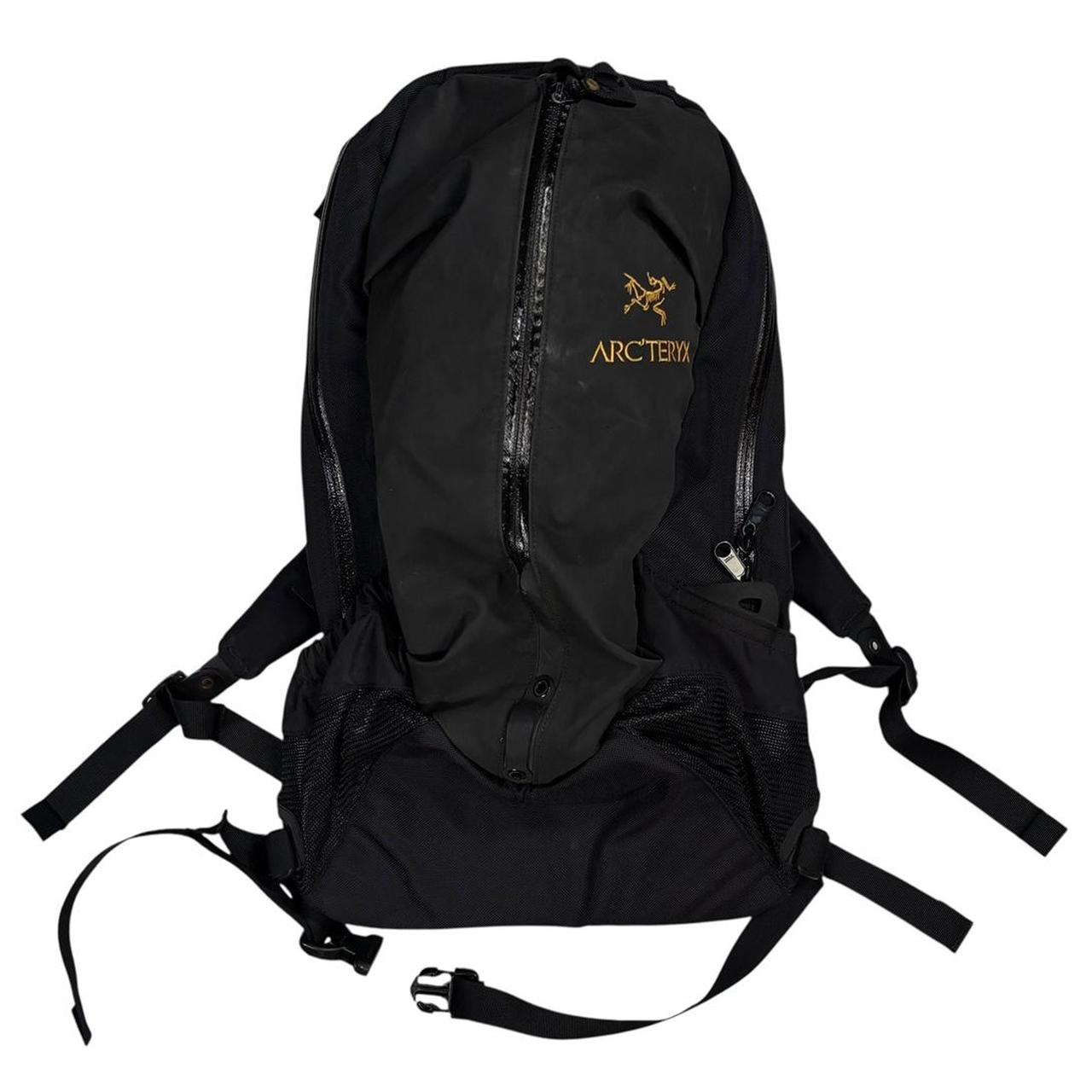 Arc’teryx Arro 22 backpack