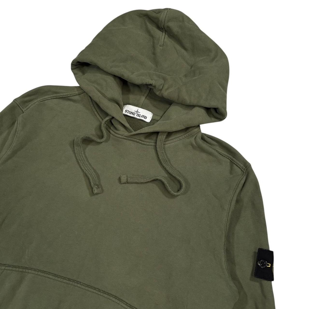 Store island pullover hoodie (M)