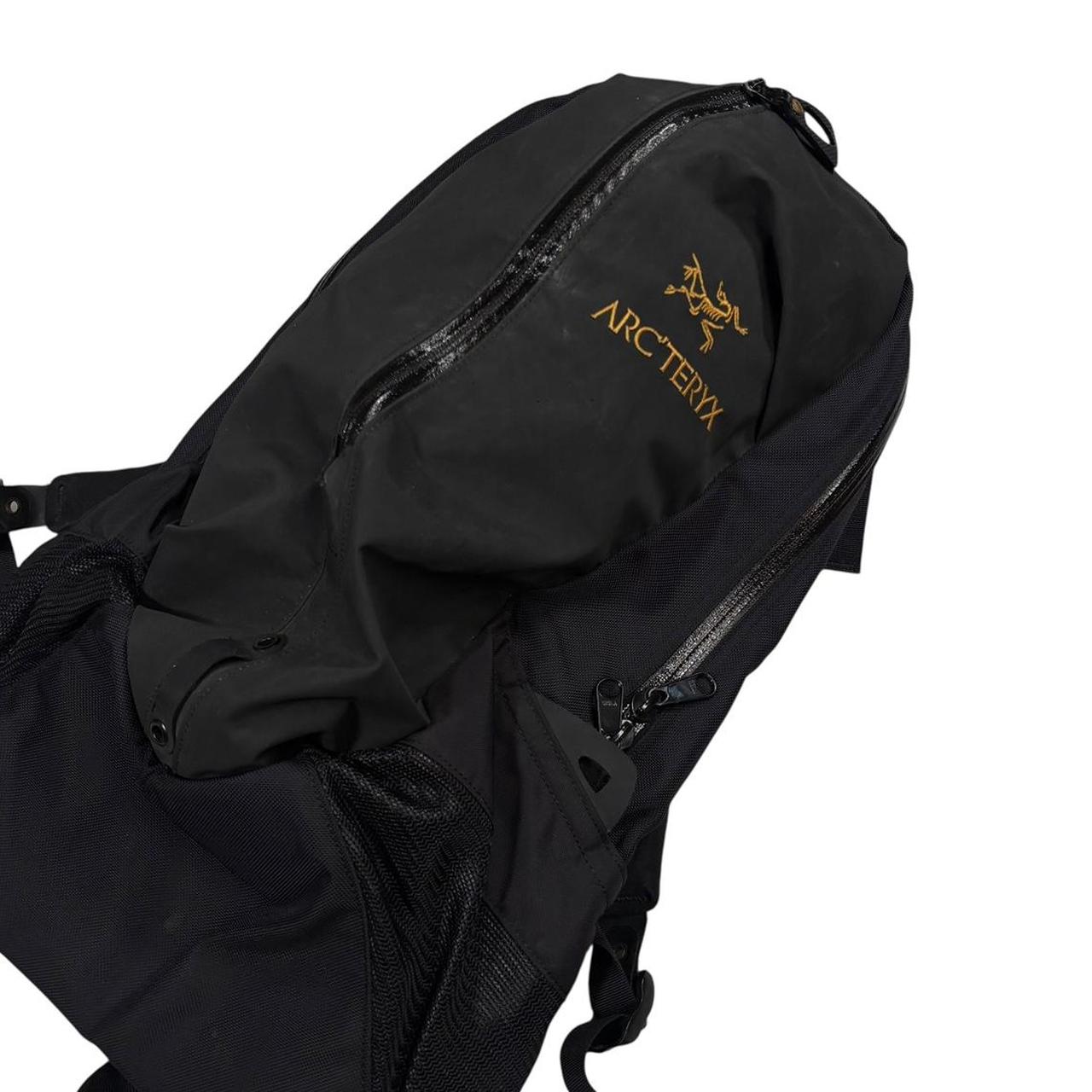 Arc’teryx Arro 22 backpack