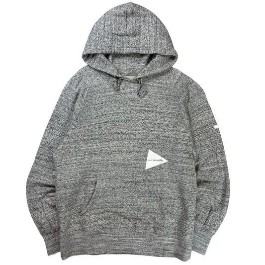 And wander thick pullover hoodie (M)