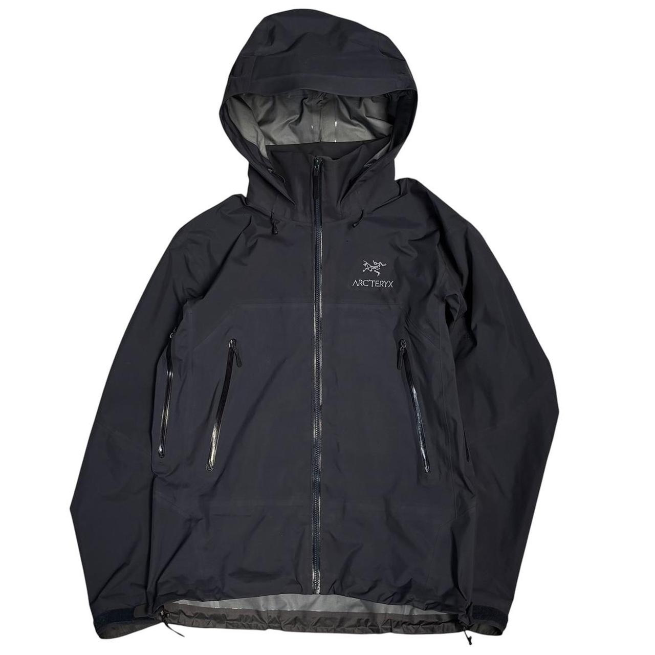 Arc’teryx Beta AR Gore-Tex navy waterproof jacket (M)