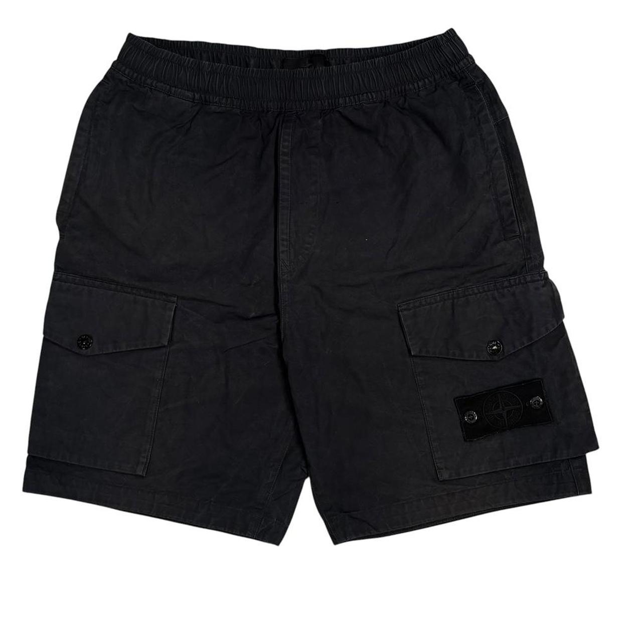 Stone island ghost badge black cargo shorts (W30)