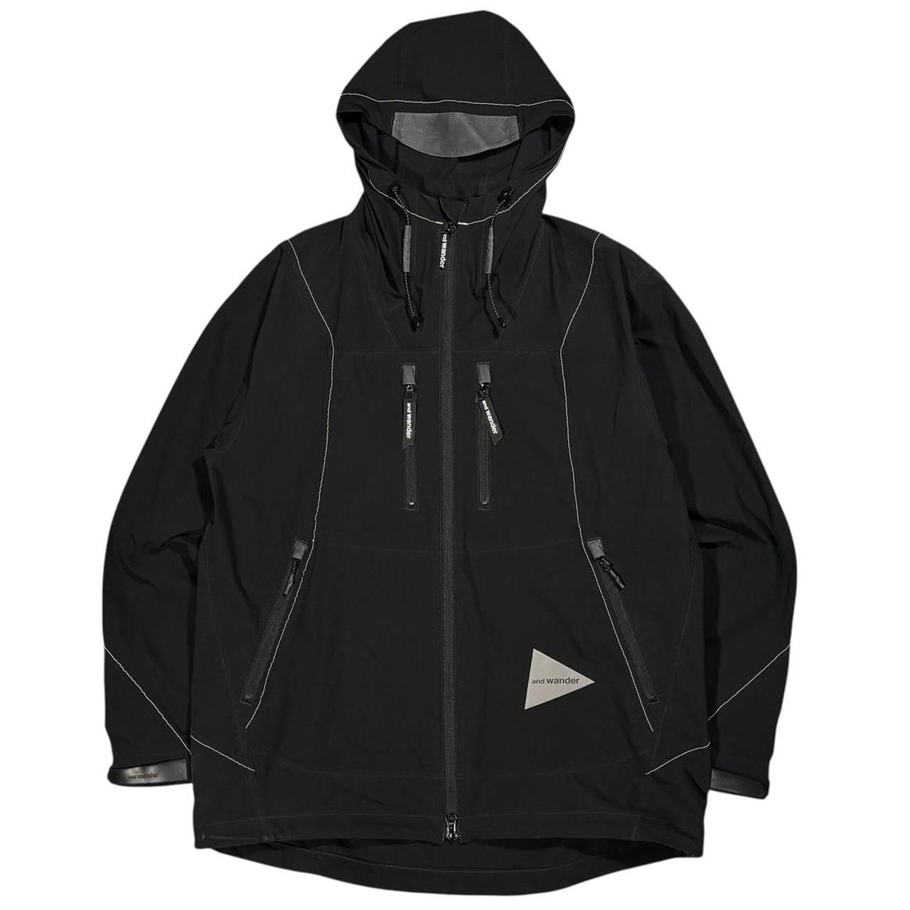 And wander black windbreaker jacket (L)