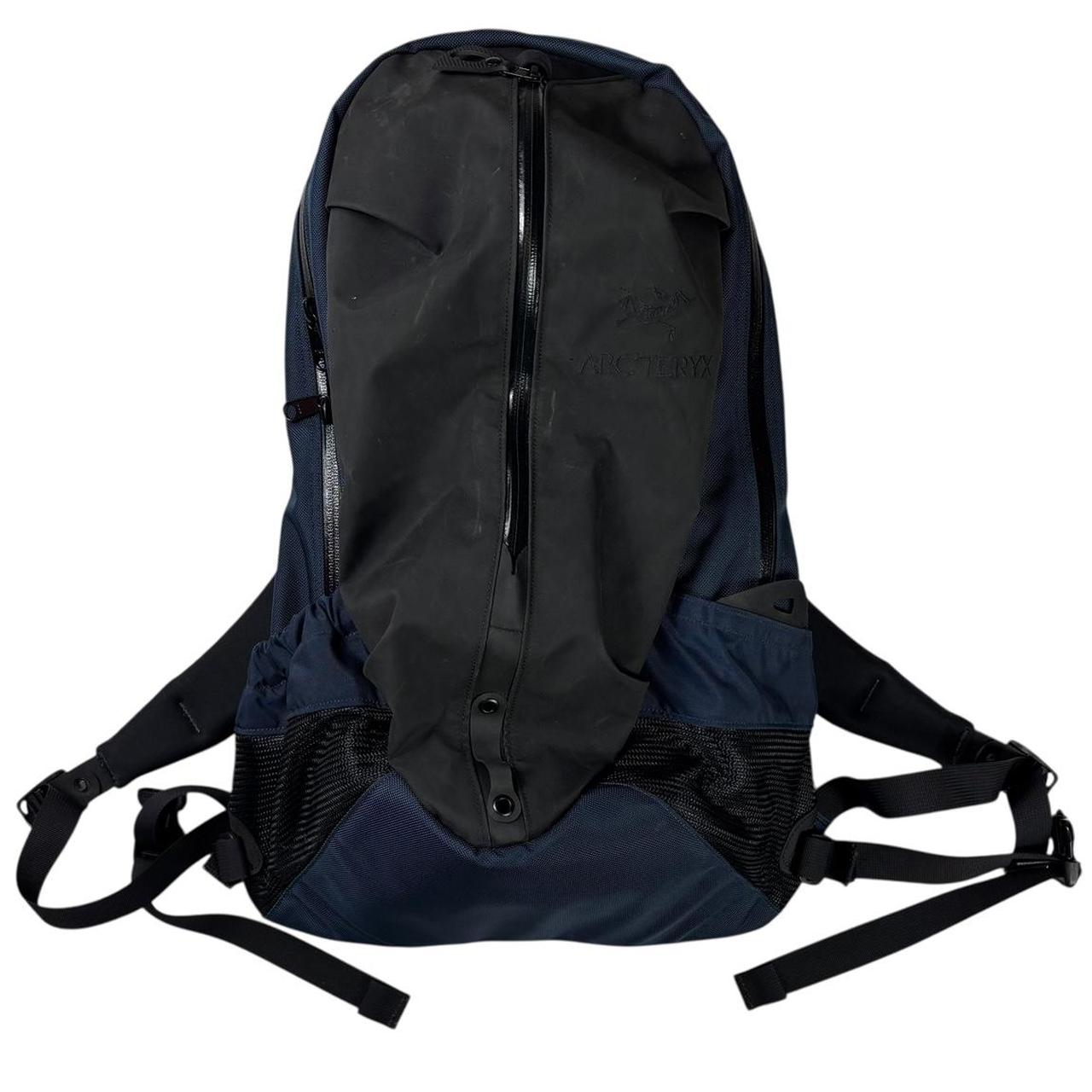 Arc’teryx Arro 22 backpack