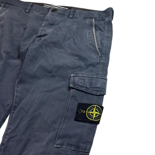Stone island navy cargo trousers (M)