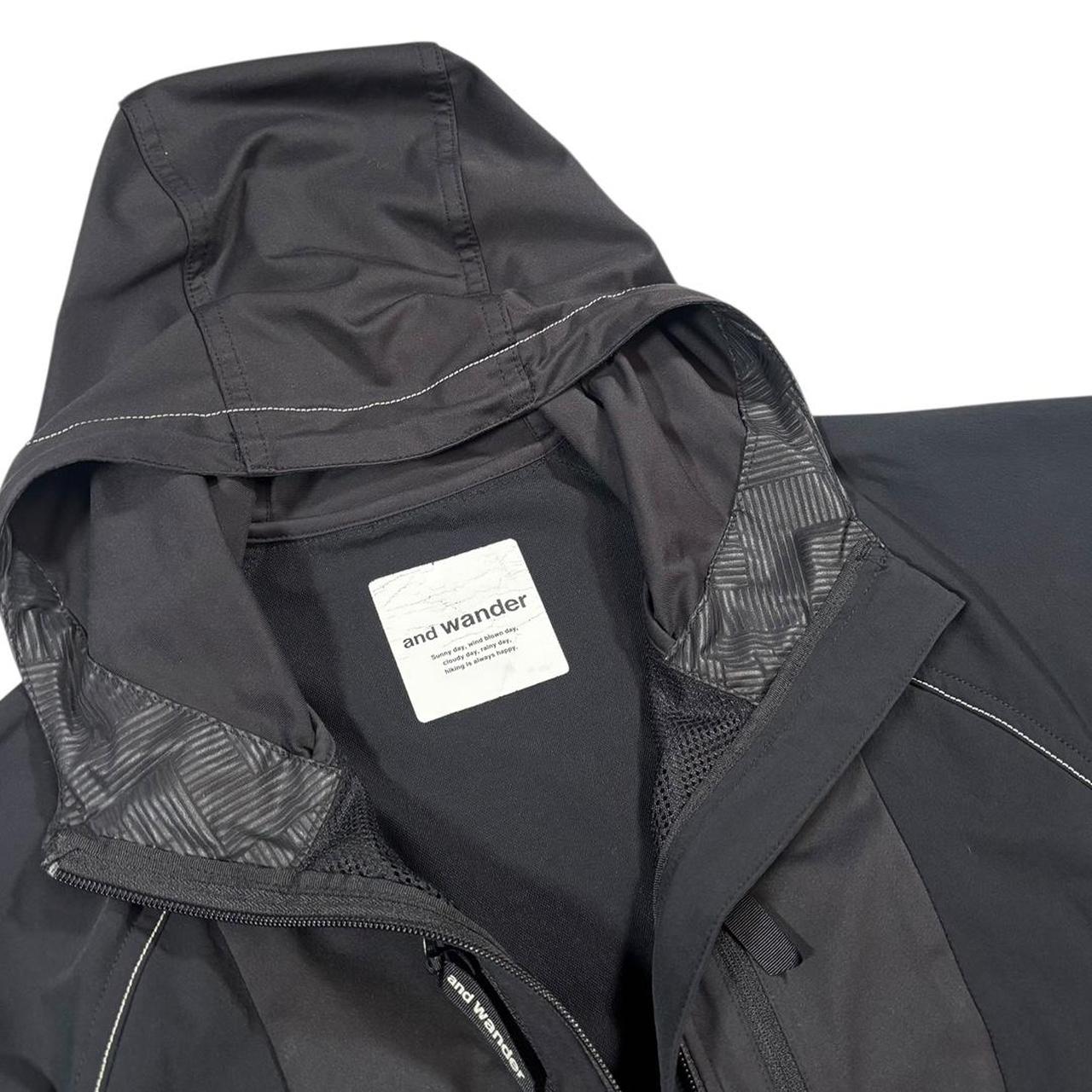 And wander trek 2 jacket (S)