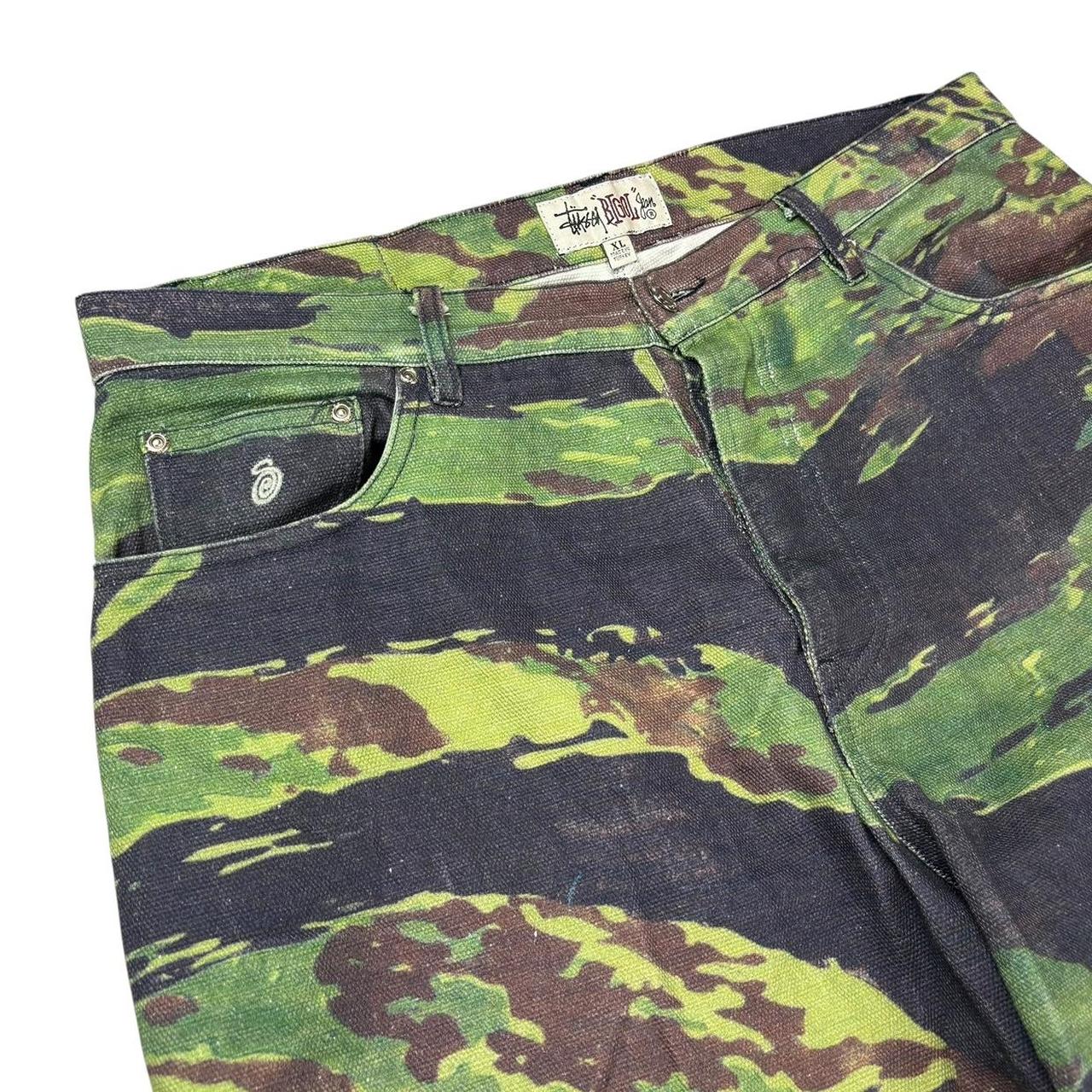 Stussy tigris canvas Big Ol’ camo jeans (XL)