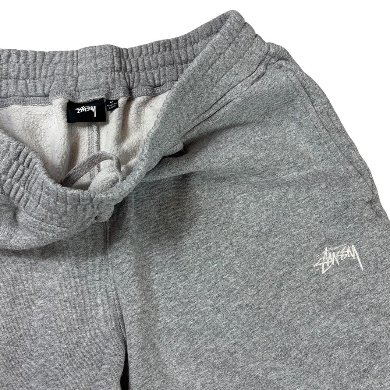 Stussy embroidered logo sweat shorts (M)