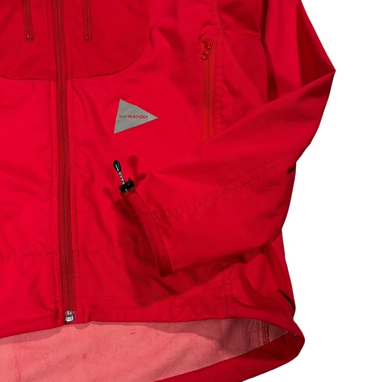 And wander Trek 2 windbreaker jacket (M)