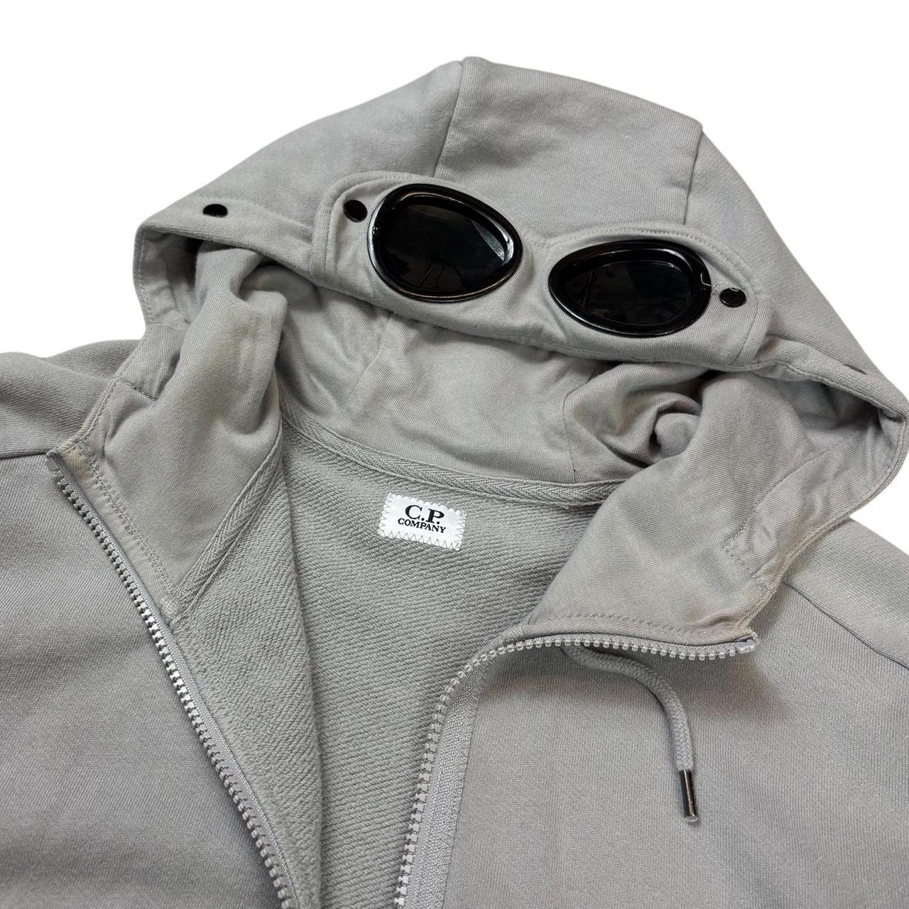 CP company grey zip up goggle hoodie (L)