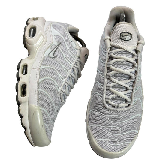 Nike TN air max plus Triple white (UK7)
