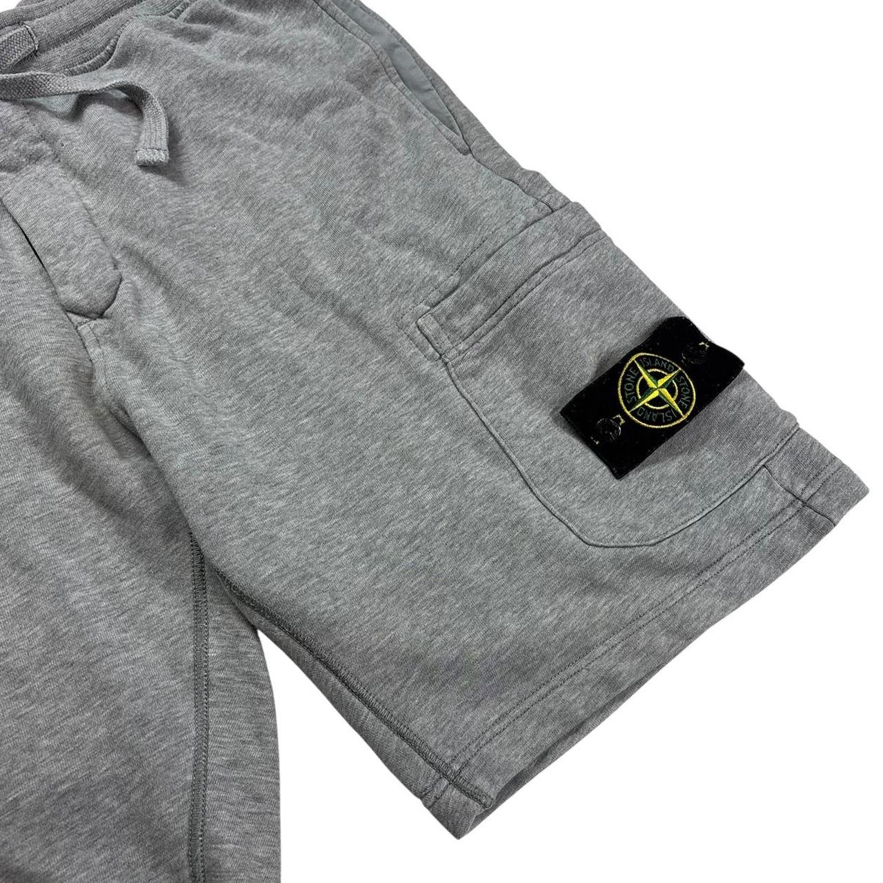 Stone island grey sweat shorts (M)