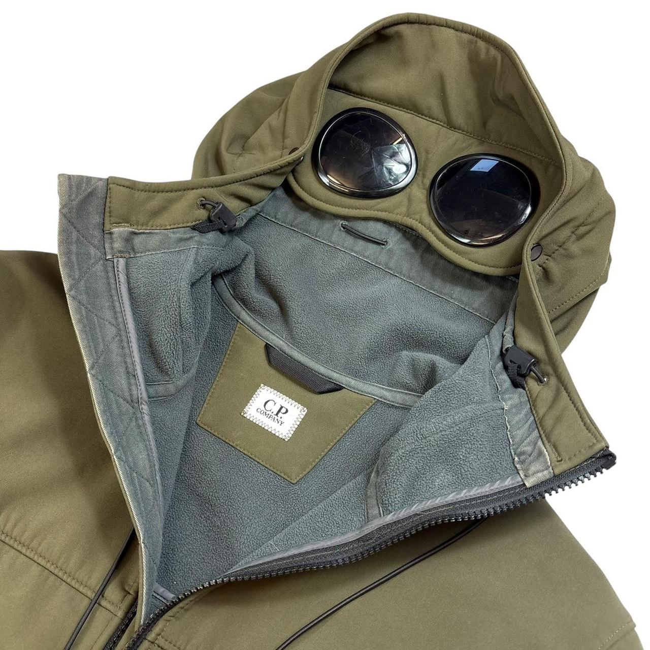 CP company soft shell goggle jacket (M)