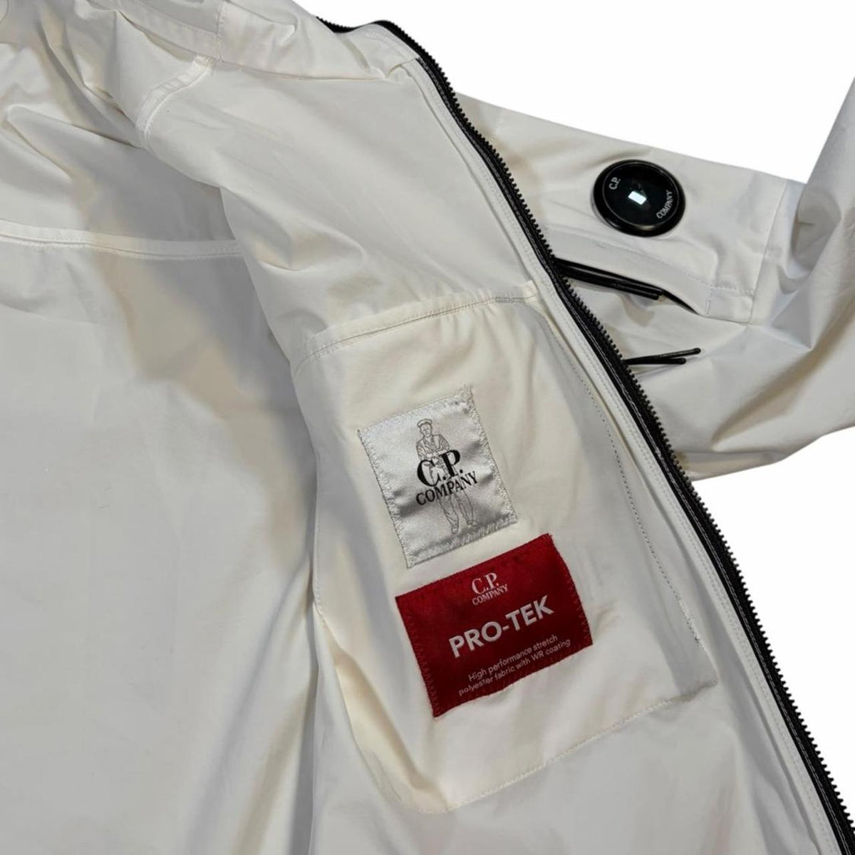 CP Company Pro-Tek hood-spellout Jacket (M)