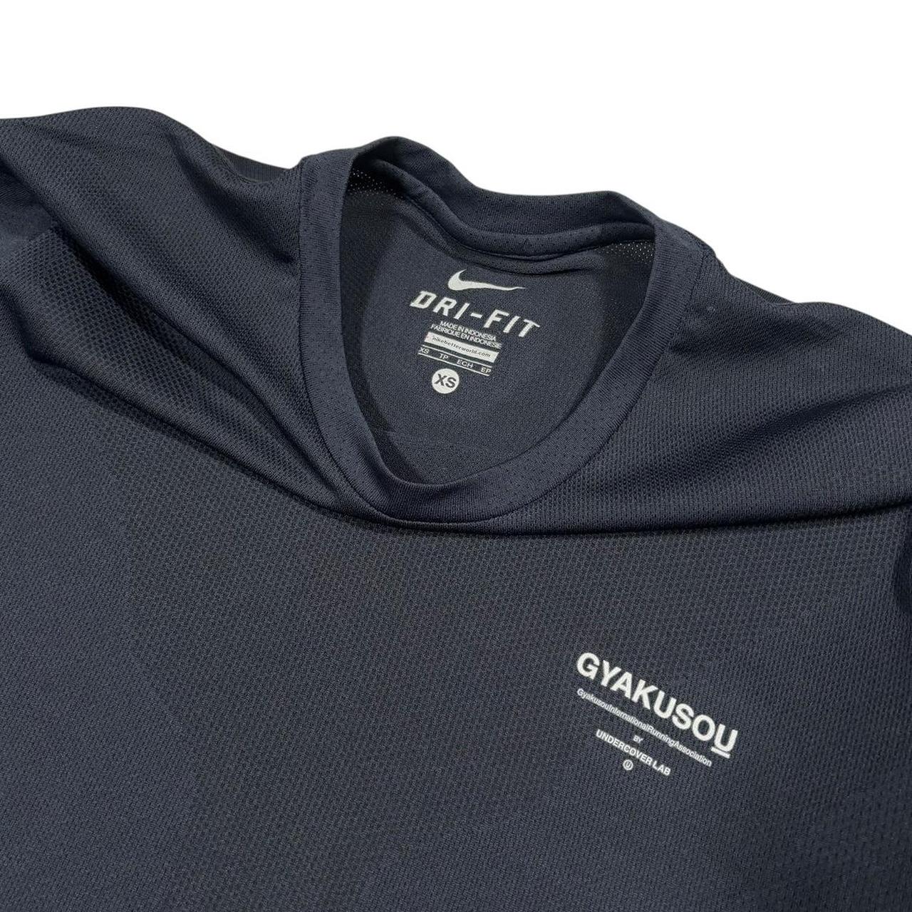 Nike x Undercover Gyakusou navy dri fit running T shirt (XS)