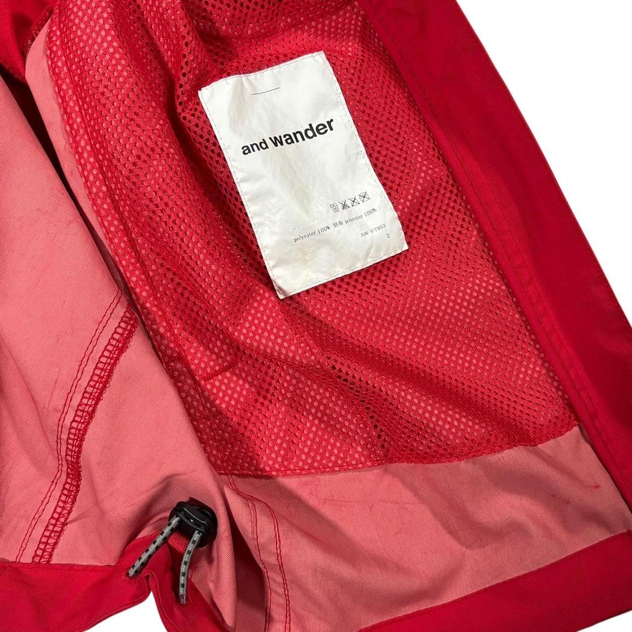 And wander Trek 2 windbreaker jacket (M)