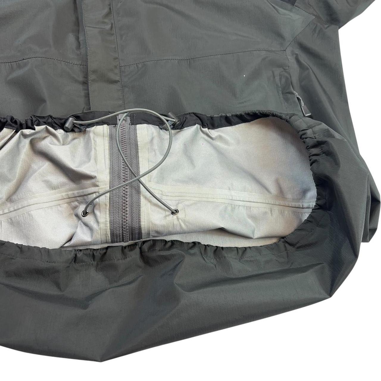 Montbell two tone windbreaker jacket (L)