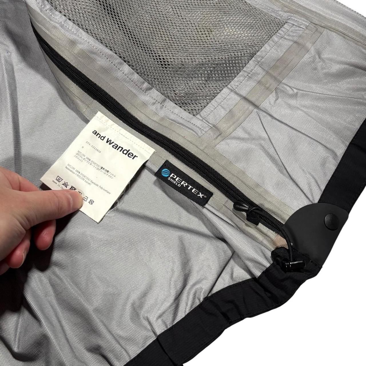 And wander Pertex shield rain jacket (S)