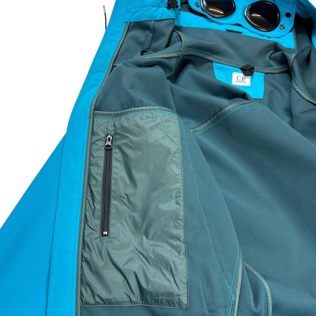 CP company soft shell goggle jacket (S)