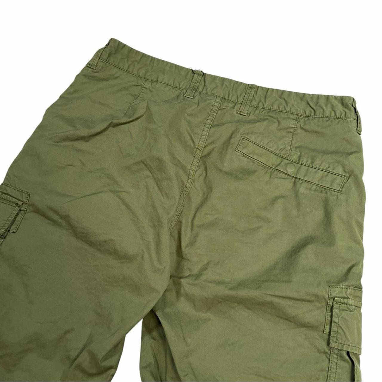 Stone island cargo shorts (W32)